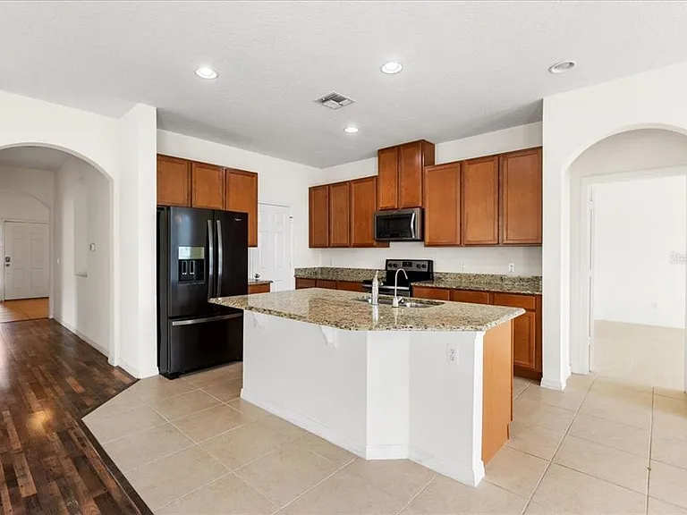 2804 Carter Grove Ln — Photo 8