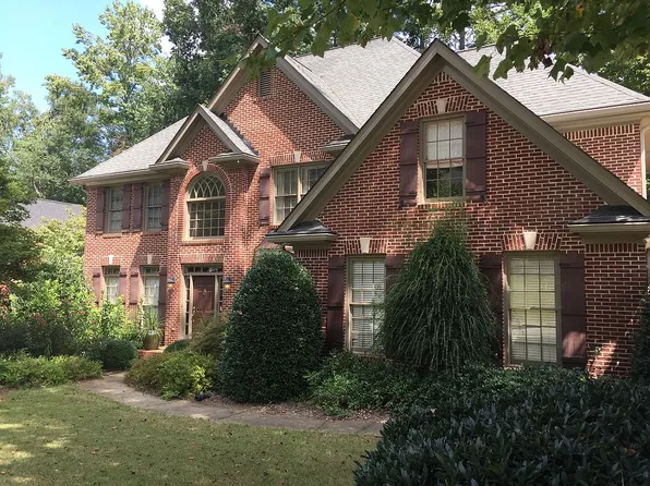 5026 Staverly Ln, Peachtree Corners, GA 30092