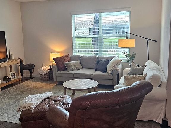 4th image of 3676 Hatchery Way