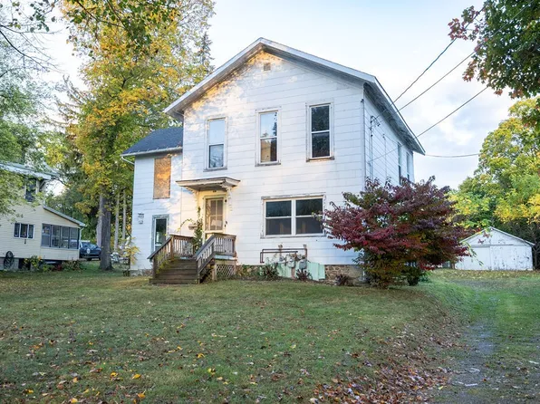 107 Main St N, Perry, NY 14530