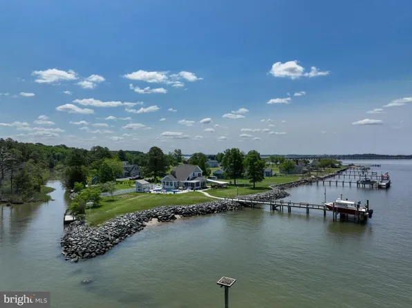 1724 Ferry Point Ct, Trappe, MD 21673