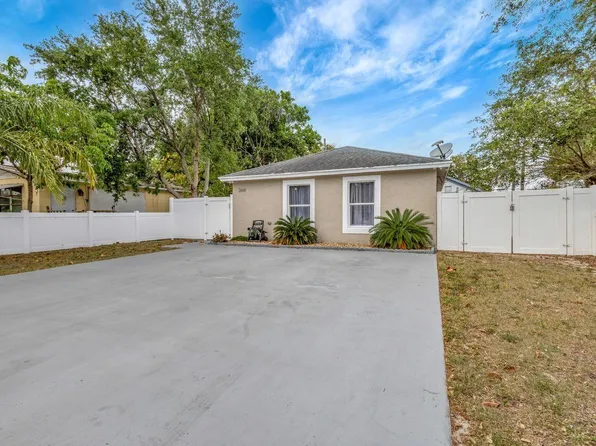2641 Saginaw Avenue, West Palm Beach, FL 33409