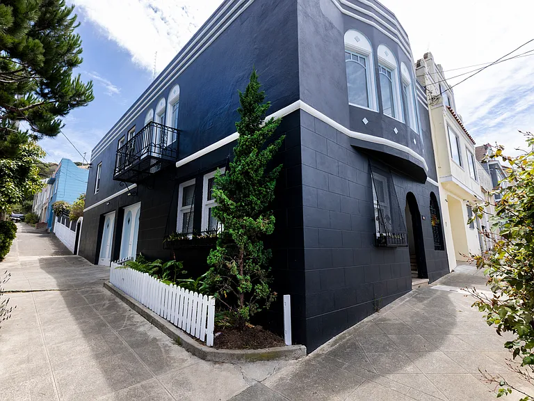 3501 Jennings St — Photo 1