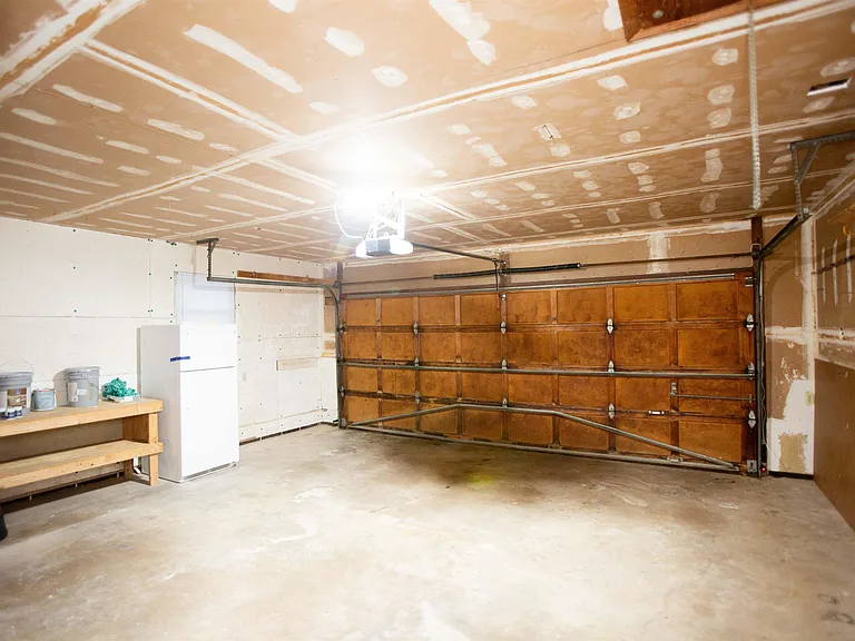 1506 Alberta Dr — Photo 29