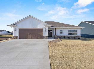2522 Tipperary Trl, De Pere, WI 54115