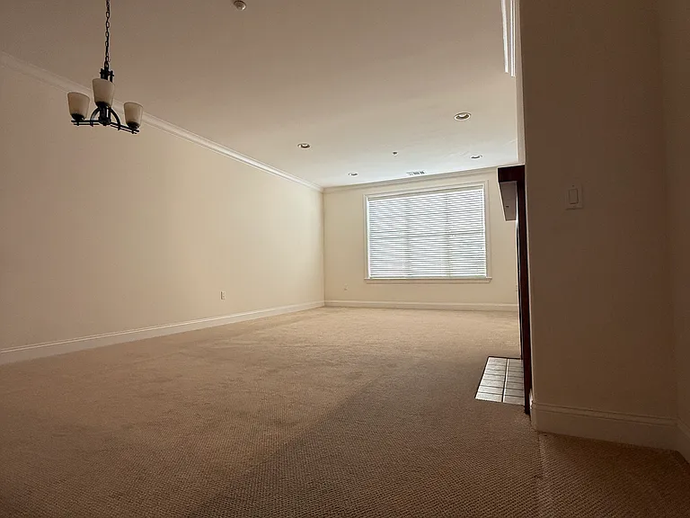 2881 Meridian Ave #208 — Photo 10
