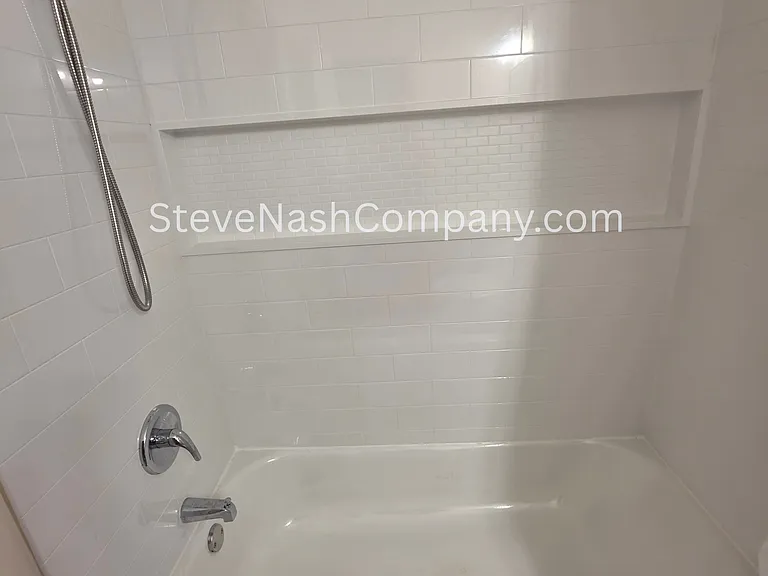 6519 Old Meadow Rd — Photo 11