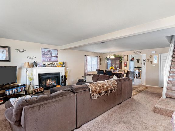 4th image of 42836 Lemonwood Dr