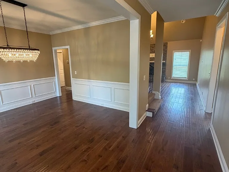 4406 Maximillion Cir — Photo 2