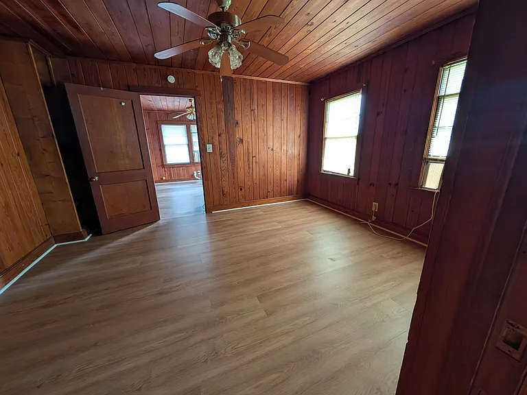 4908 Juniper Bay Rd — Photo 3