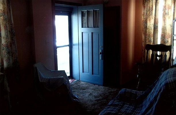 2nd image of 9847 S Avenue L