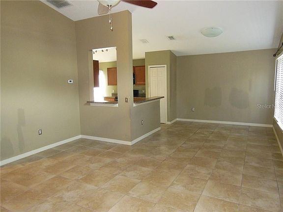 3rd image of 1667 Sage Creek Ct