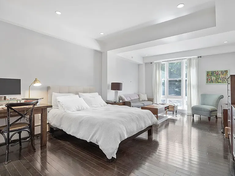30-11 21st St #2A — Photo 12