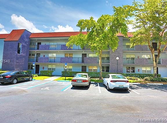4th image of 8450 Lagos De Campo Blvd APT 210