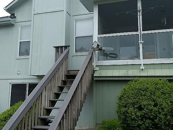 3rd image of 14910 E 48th St