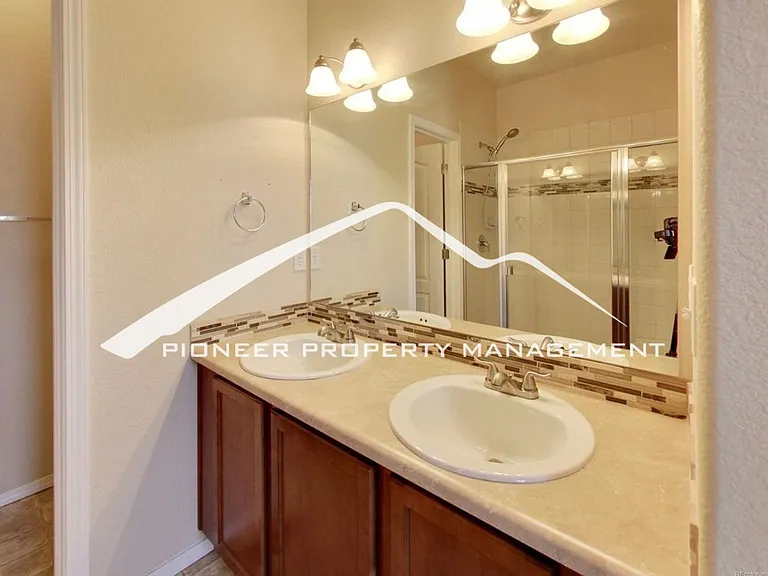 6247 Fowler Mill Point — Photo 7