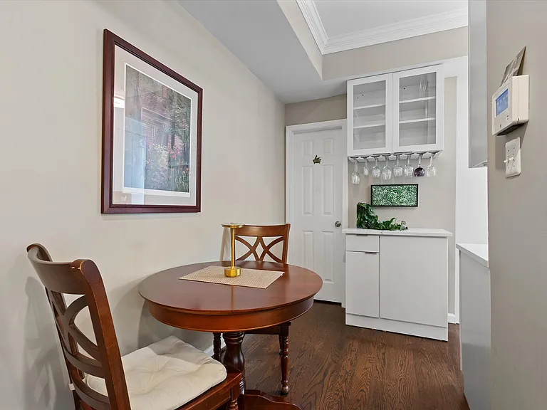 445 15th St SE #1AB — Photo 5