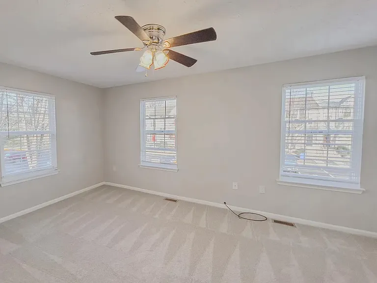 14 Meadowside Ct — Photo 17