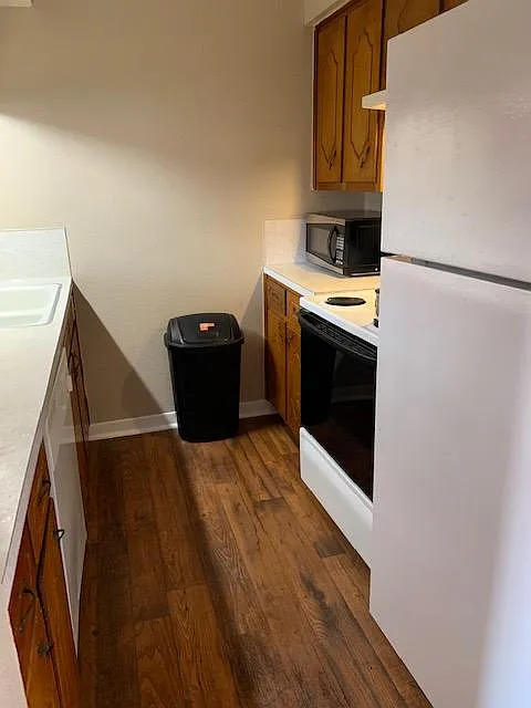 1 bed, 580 sqft, $825 — Photo 4