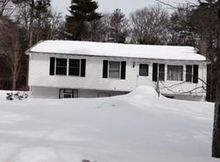 19 Giffords Corner Rd, Marion, MA 02738