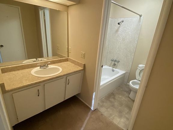 2nd image of 1118 Casita Dr APT 1