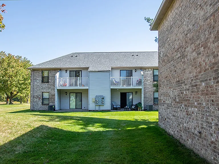 Ashley Oaks Apartments — Photo 14