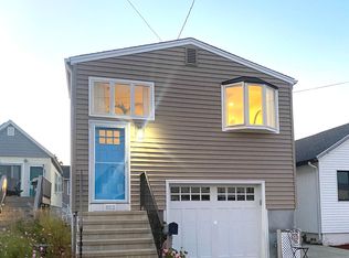 812 E Broadway, Milford, CT 06460