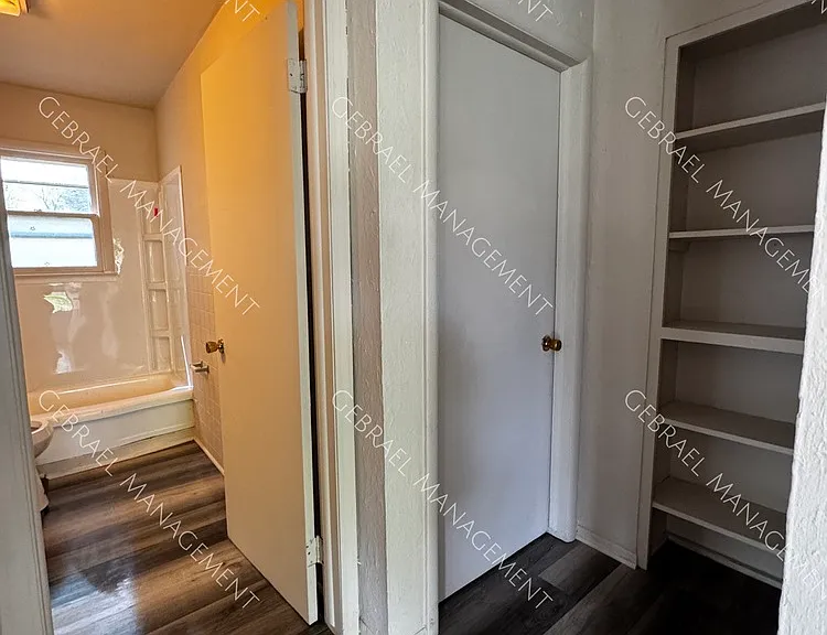 3026 Montana Ave — Photo 14