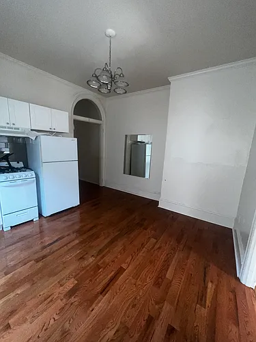 731 N 26th St #2R Photo 1
