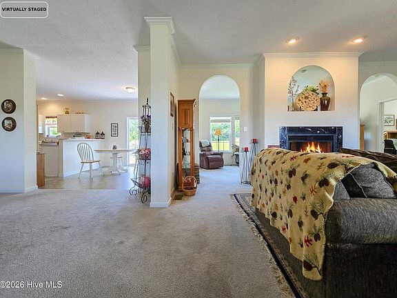 2nd image of 200 Lisa'S Way