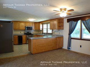 557 6th St, Dover, NH 03820