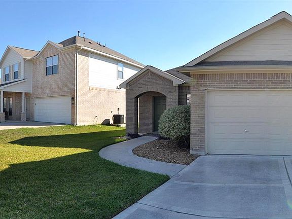 2nd image of 2109 Oltons Bluff Dr