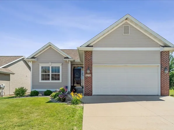 4176 Lakeview Dr SW, Cedar Rapids, IA 52404