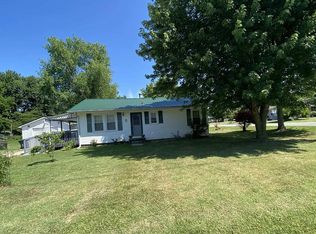 121 E 5th St, Hardinsburg, KY 40143