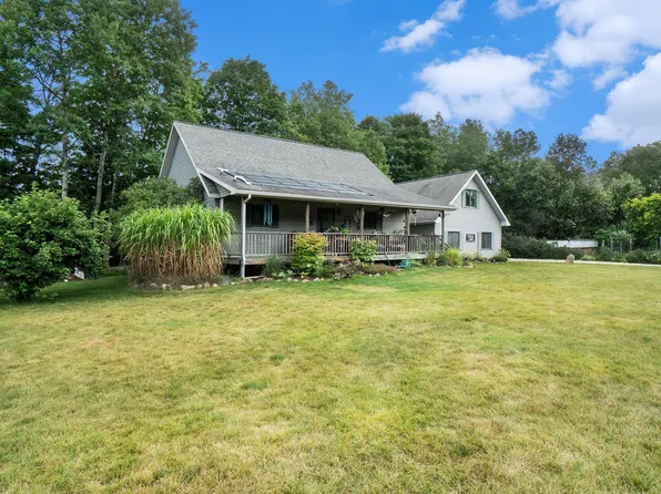 4768 Meadow Ln, Mesick, MI 49668