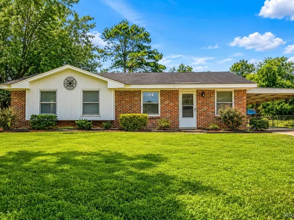 105 Ivey Ct, Prattville, AL 36066