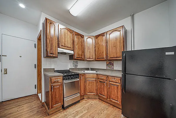 Rented by Compass | media 2