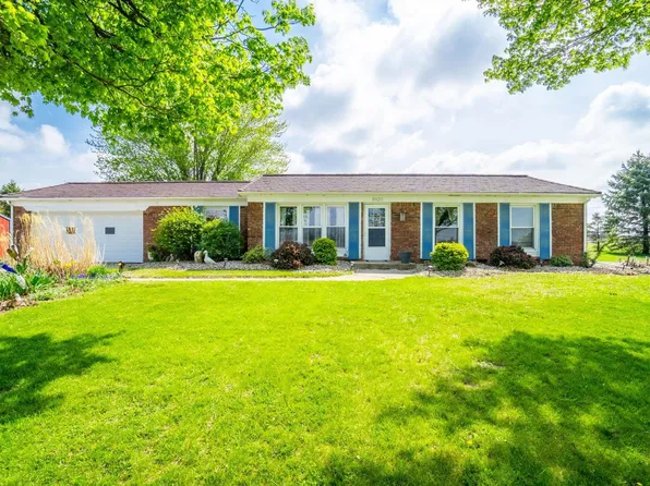 8920 S Merry Estates Dr, Silver Lake, IN 46982