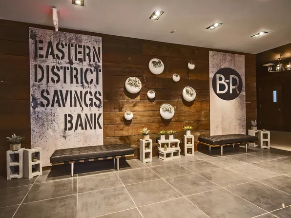 833 Monroe Street image 8 of 20