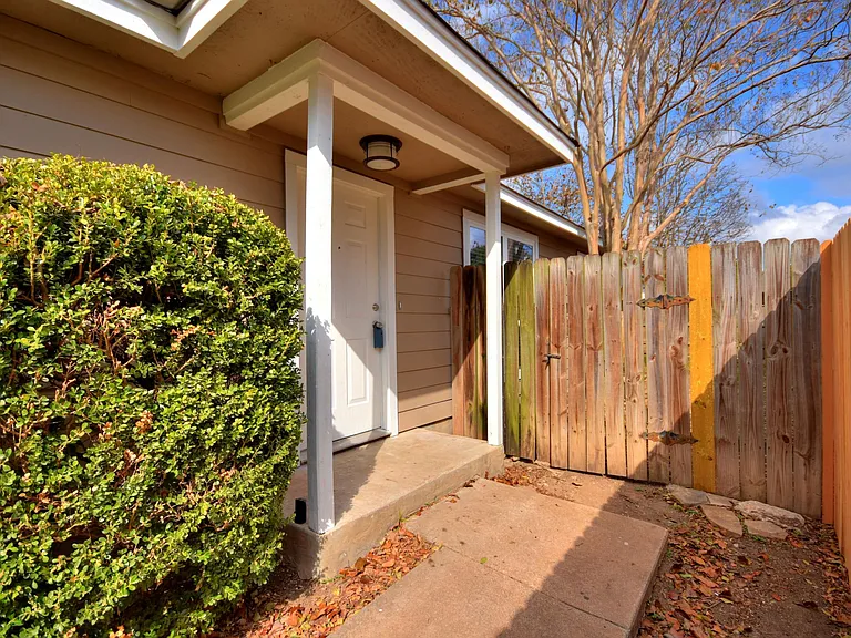 2302 Fuzz Fairway #B — Photo 21