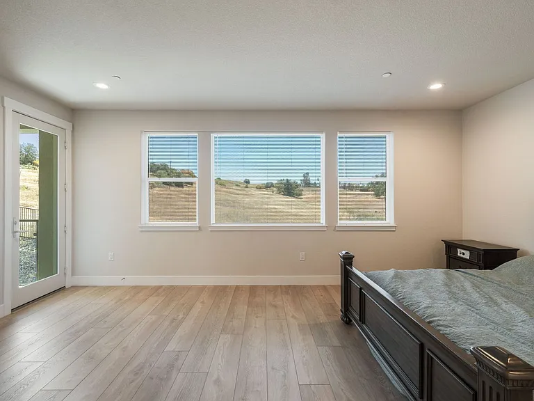 1342 Wheeler Peak Ct — Photo 23