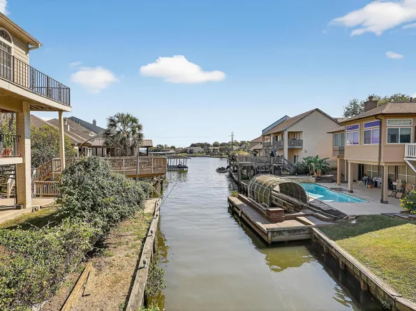 279 Capetown, Montgomery, TX 77356