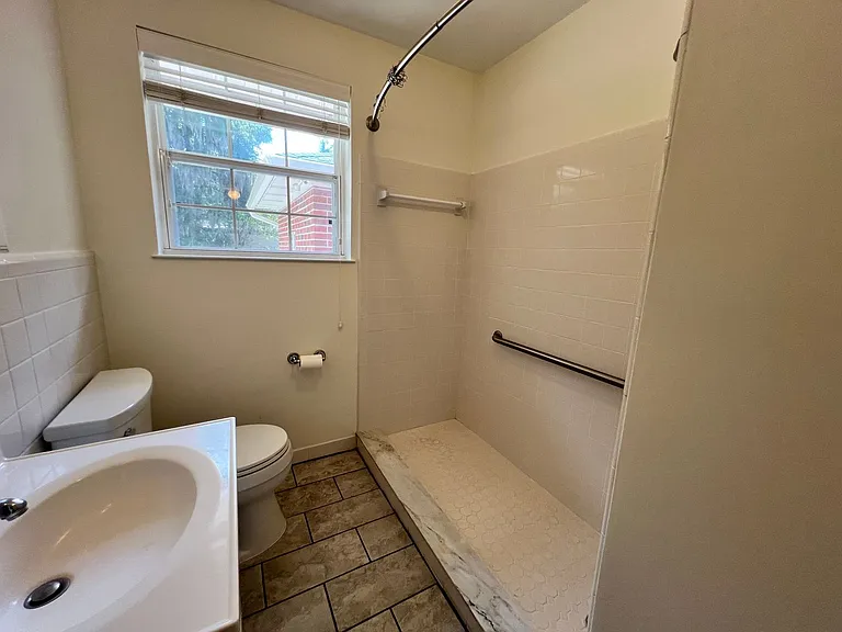 1377 Tiber Ave — Photo 32