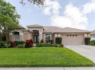 9617 Greenbank Dr, Riverview, FL 33569