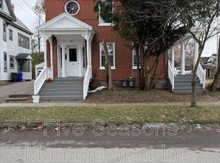 75 Grant St FLOOR 2, Burlington, VT 05401