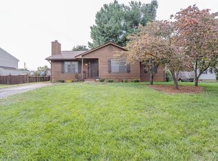 6010 Old Manor Ct, Roanoke, VA 24019