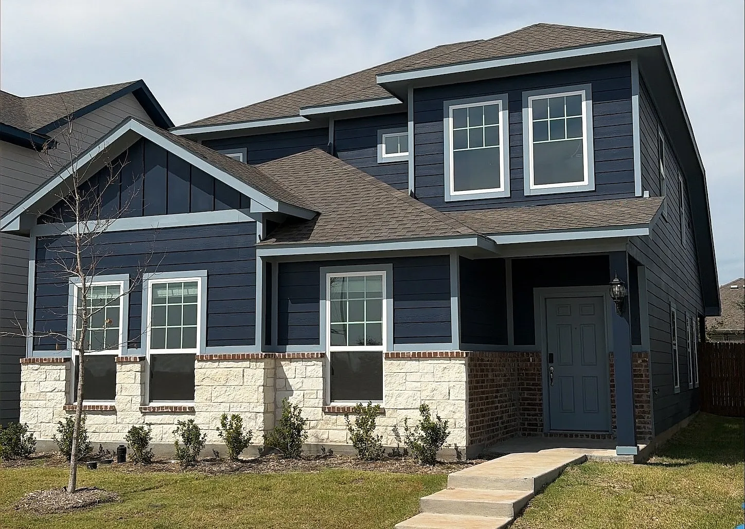 1802 Bluebonnet Ln — Photo 1