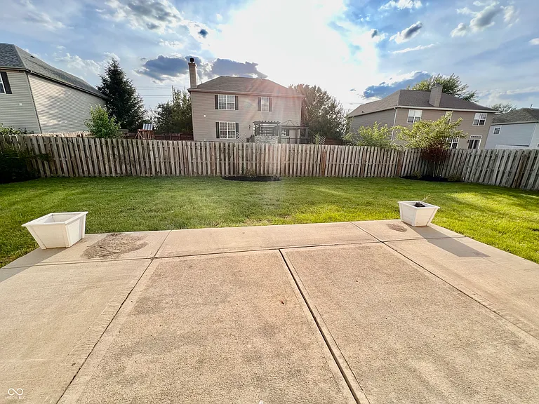12972 Brookdale Dr — Photo 17
