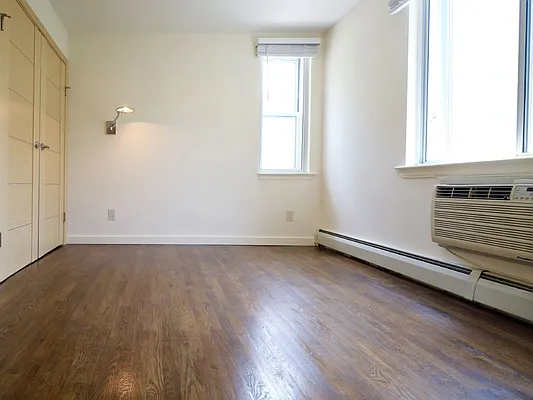 Rented by Corcoran | media 19