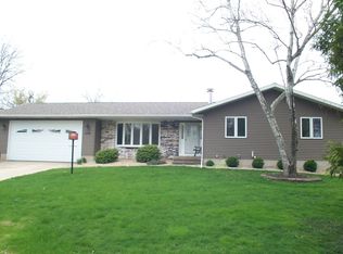 1509 Comanche Gln, Madison, WI 53704